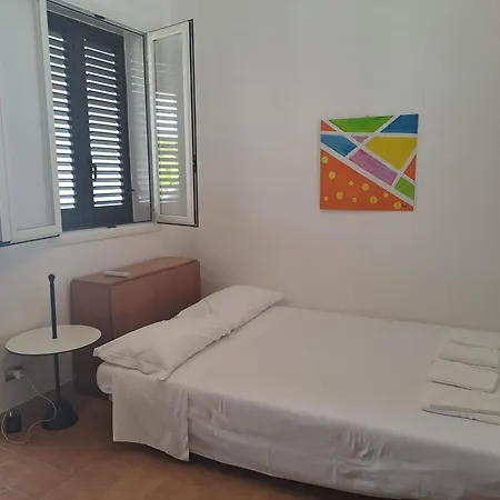 Dei Pini Διαμέρισμα