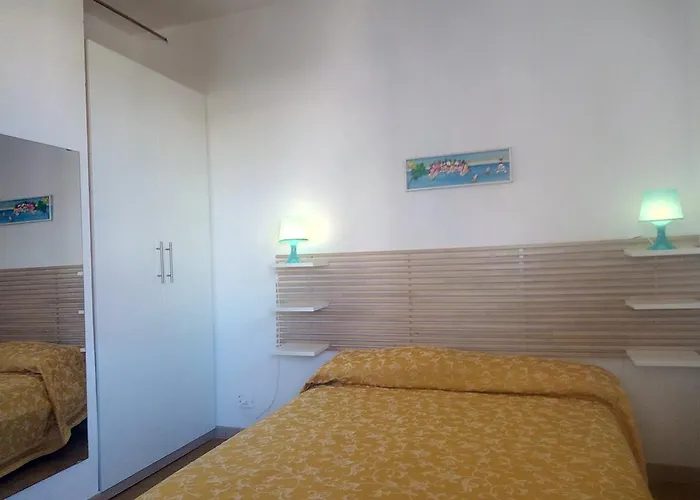 Dei Pini アパート トッレ・デル・オルソ