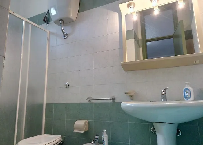 Dei Pini 아파트 토레 델 로소